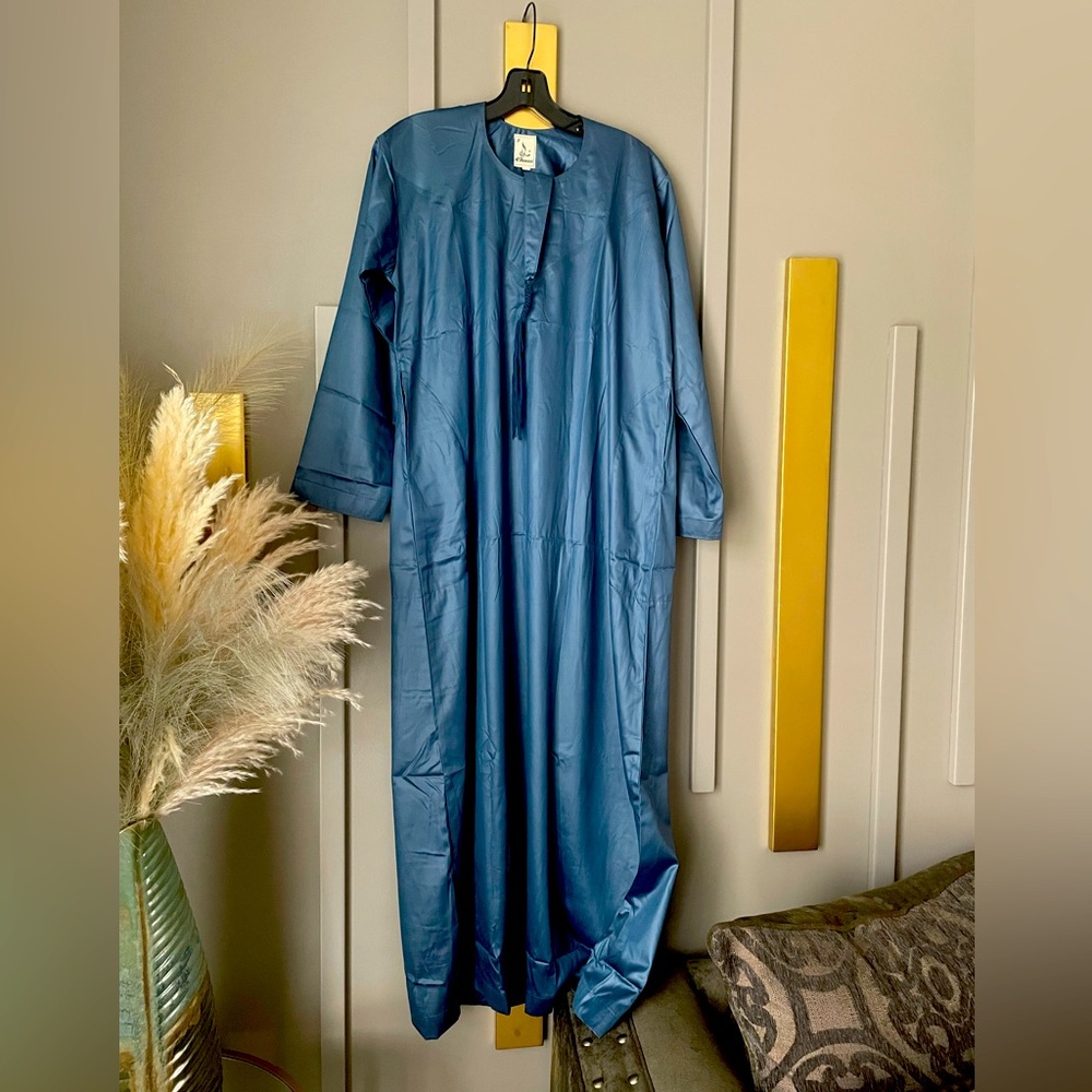 Men’s Sky blue throbe